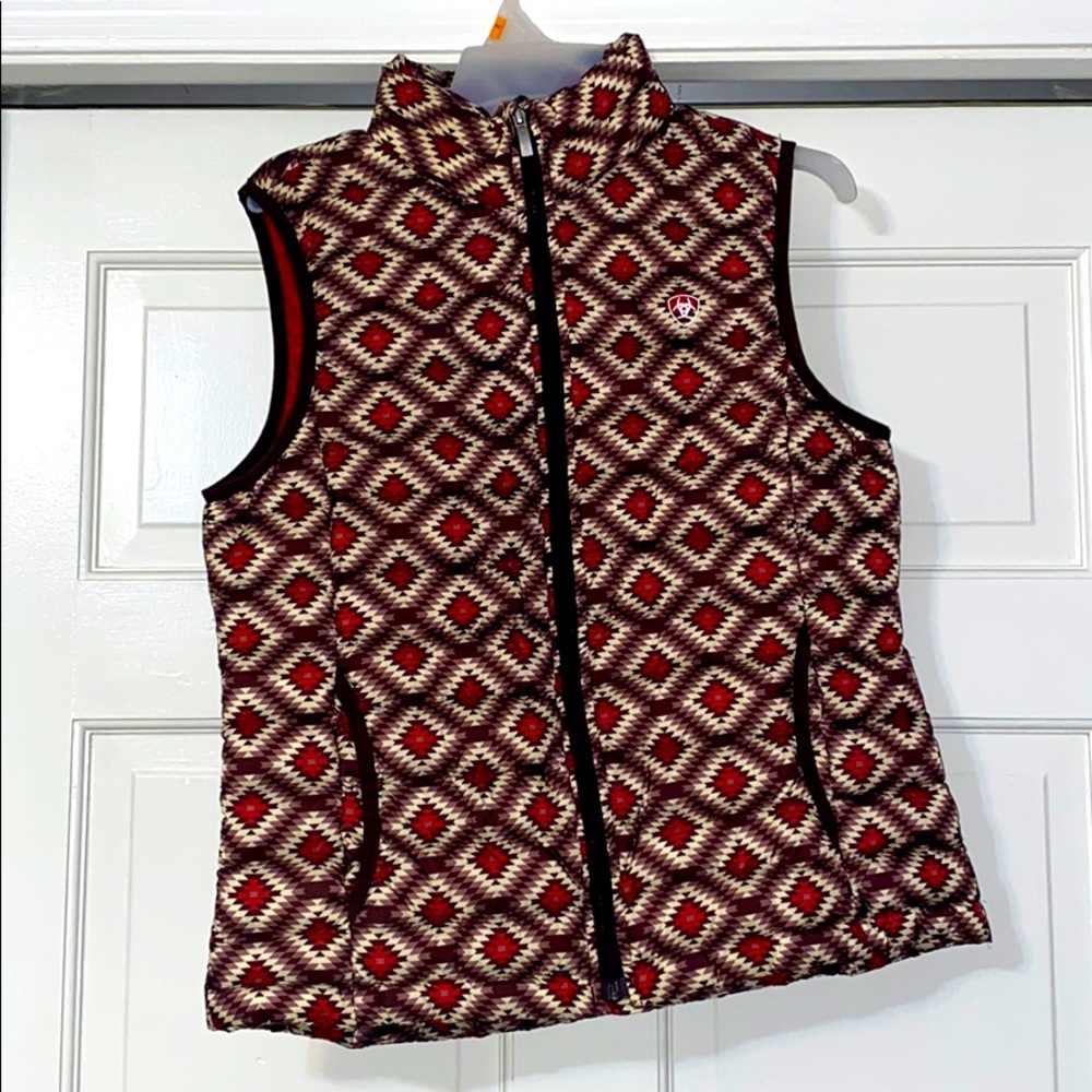 Ariat size medium vest